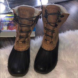 Sperry duck boots size 10